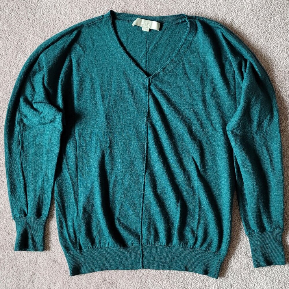 LOFT Fine Gauge V-Neck Sweater Wool Blend Knit Dolman Sleeve Green Size Small